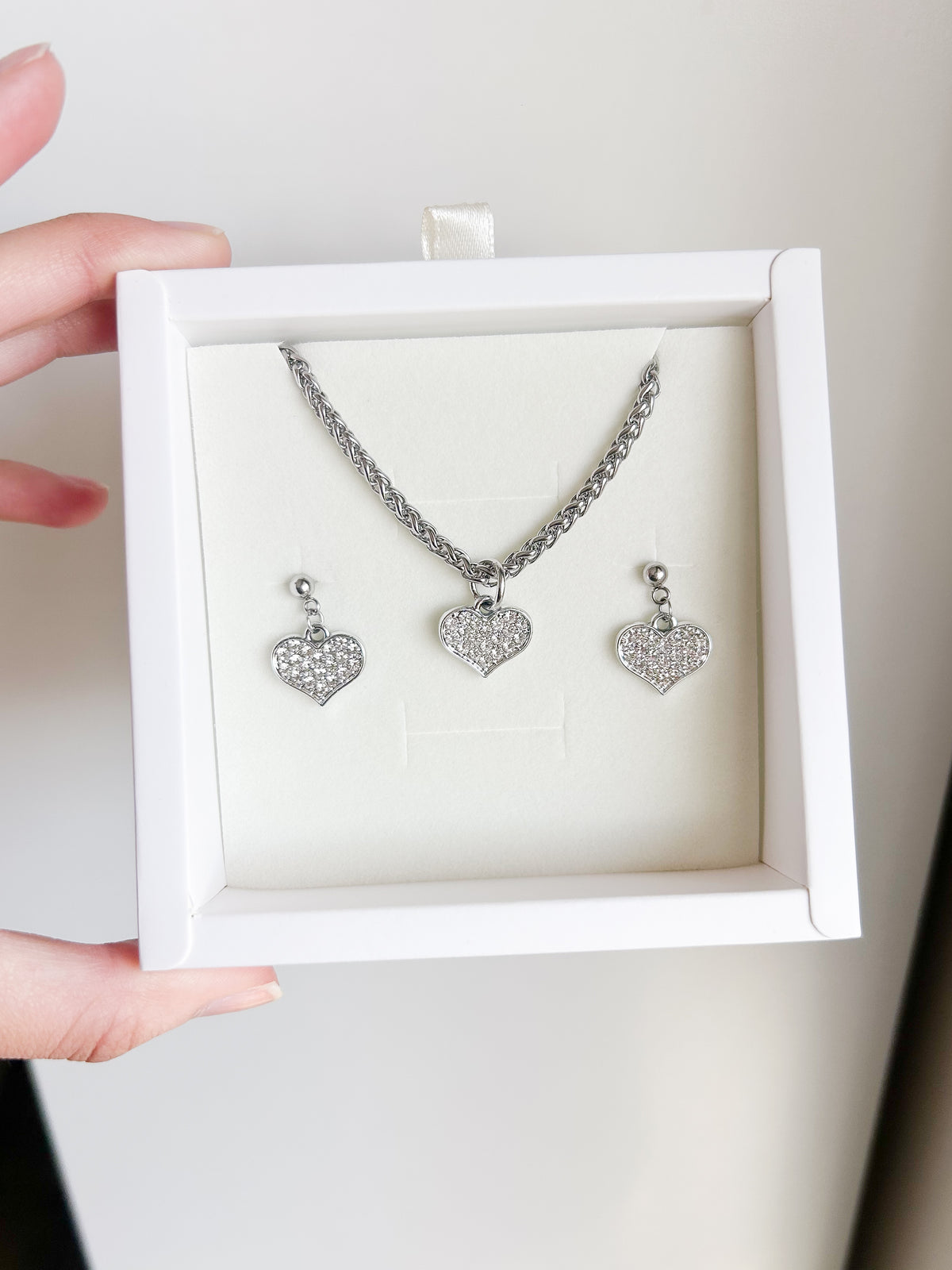 Conjunto pulsera + caravanas